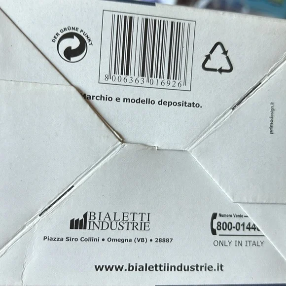 Bialetti Casa Italia Venus 4-Cup Stove Top Espresso Maker - Picture 10 of 10